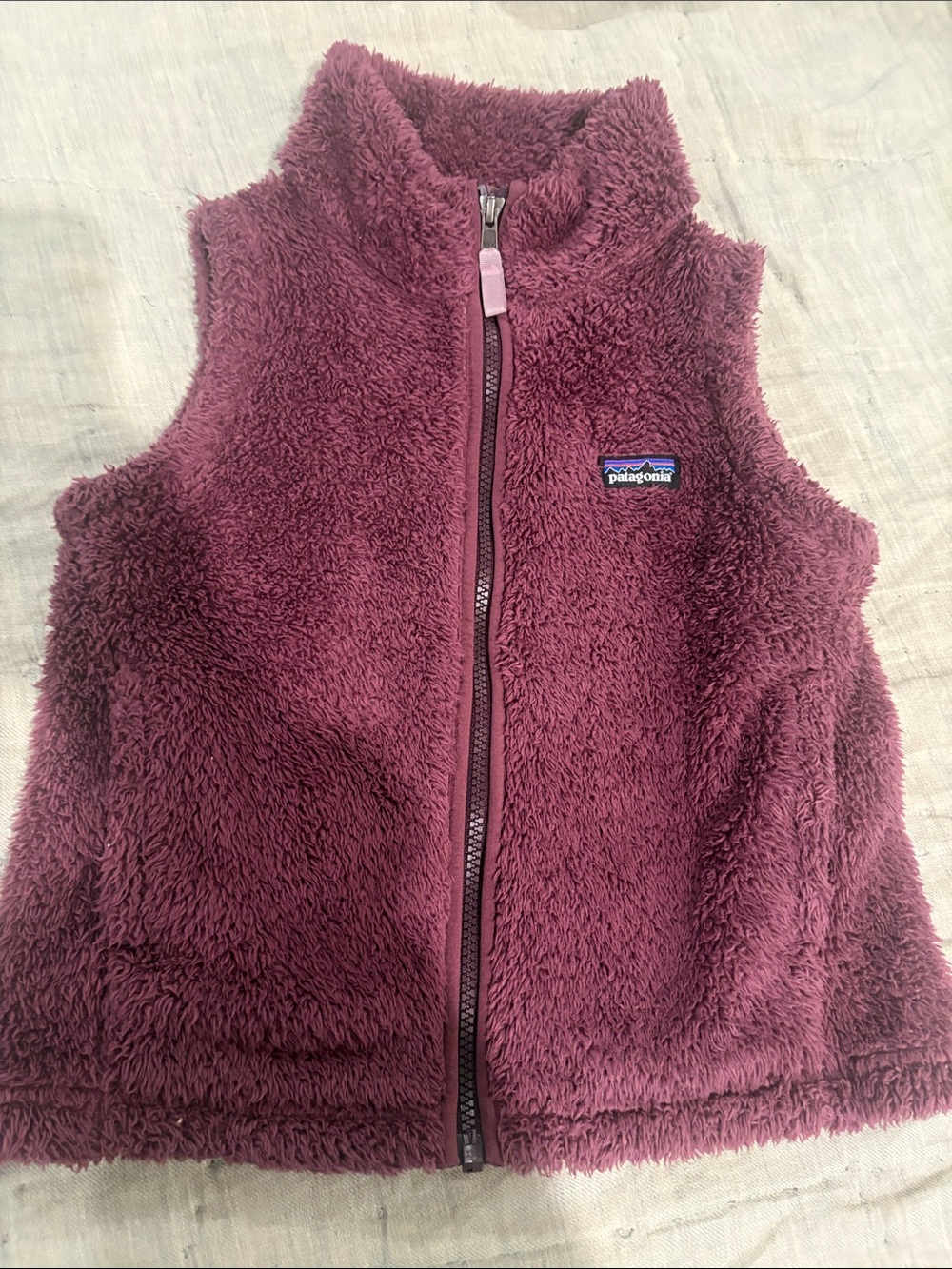 Patagonia Plush Fleece Vest - Plum kids
